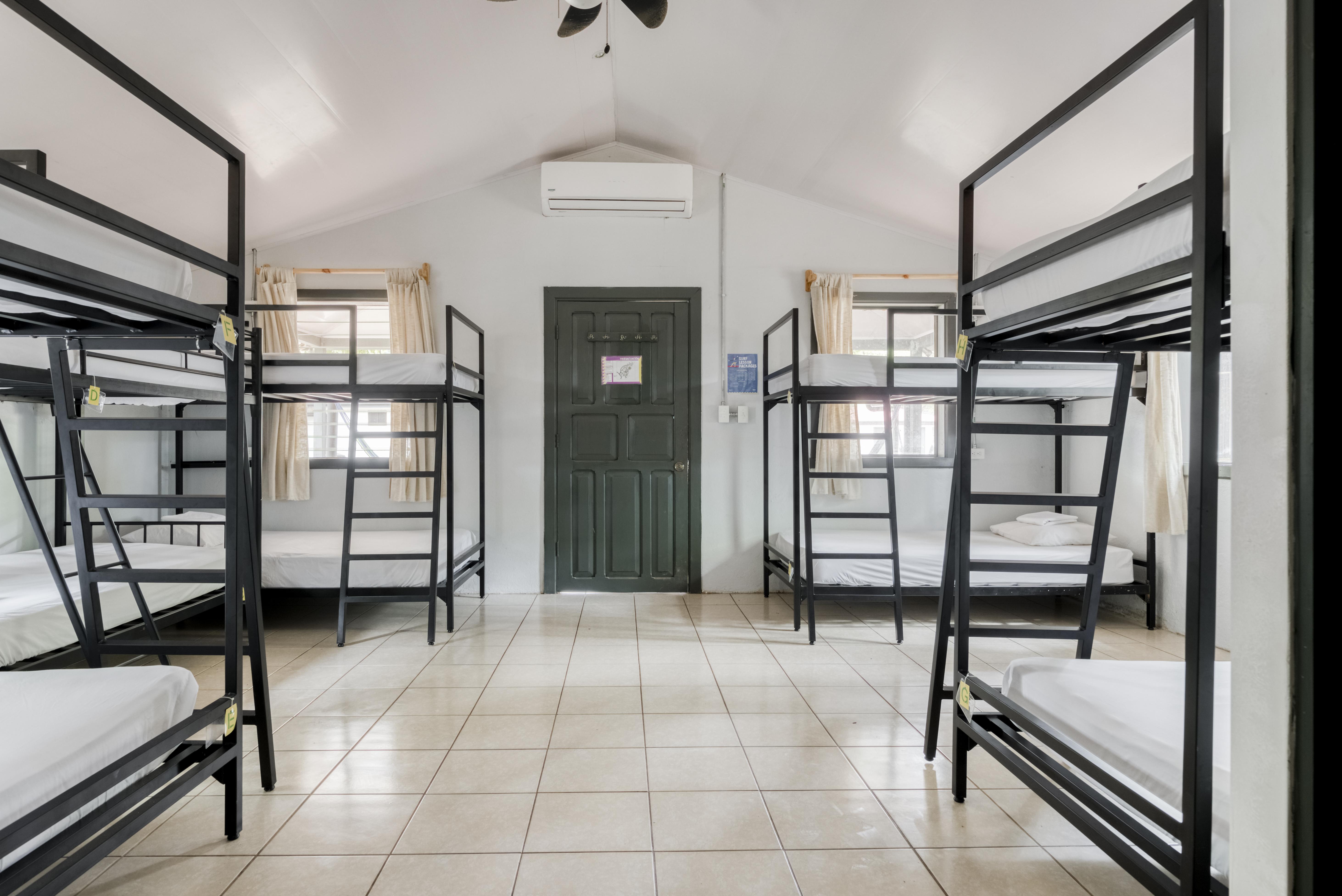 Отель Slumber Party Тамариндо Экстерьер фото