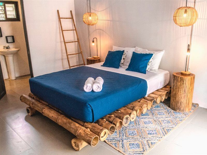 Отель Slumber Party Тамариндо Экстерьер фото